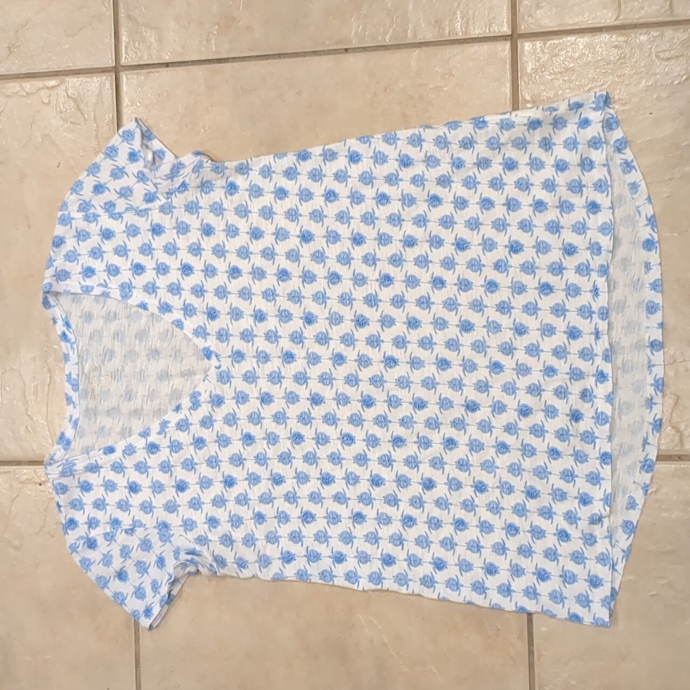 Lilly Pulitzer Turtles Blue & White Short Sleeve Tee
